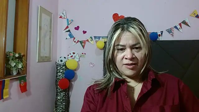 pamela echeverria online show from 07-02-26, 11:16