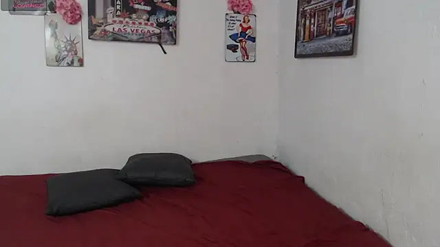 pamela echeverria online show from 07-28-26, 06:31
