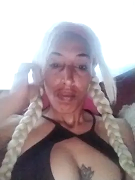 Snapshot of catrina_love chatting on 09-22-25, 10:23 catrina love online show from 09-22-25, 10:23