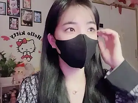 keelinnn19 online show from 10-26-25, 08:59