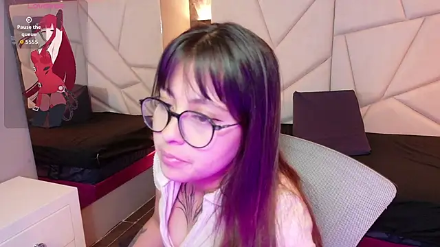 Snapshot of sophiaa_7 chatting on 10-07-25, 02:36 sophiaa 7 online show from 10-07-25, 02:36