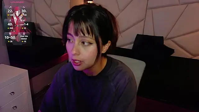 Snapshot of sophiaa_7 chatting on 11-10-25, 11:20 sophiaa 7 online show from 11-10-25, 11:20