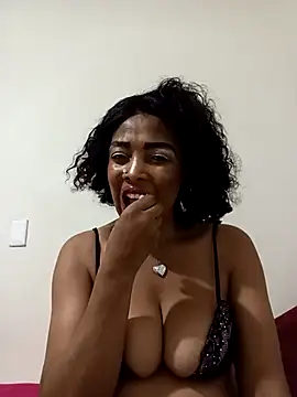 Snapshot of SEXYMOANSXX chatting on 02-20-26, 07:36 SEXYMOANSXX online show from 02-20-26, 07:36