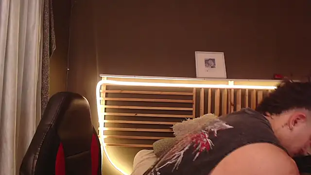 PaulEvens online show from 10-23-25, 01:10