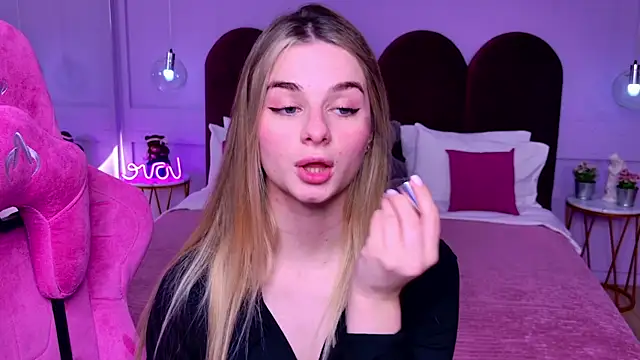 SweetyLicky online show from 11-24-25, 04:29