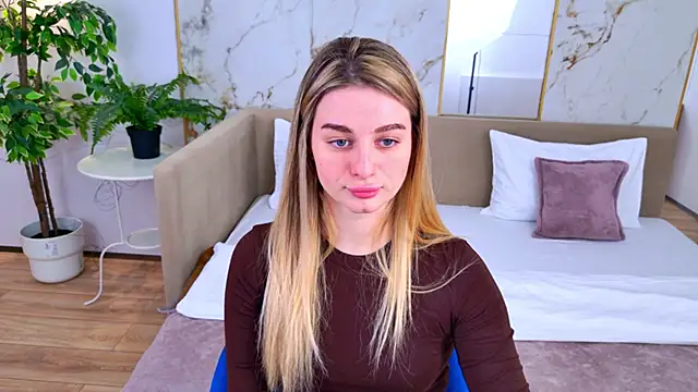 SweetyLicky online show from 03-09-26, 04:11