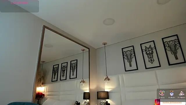 Viollet xoxo online show from 11-08-25, 07:34