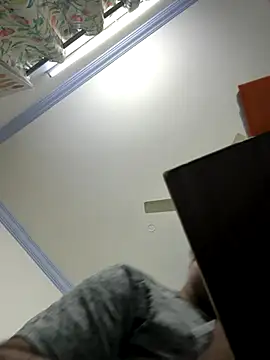 Snapshot of TELUGU-HYDDICK4u chatting on 11-06-25, 05:36 TELUGU-HYDDICK4u online show from 11-06-25, 05:36