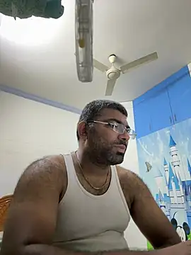 Snapshot of TELUGU-HYDDICK4u chatting on 02-20-26, 07:47 TELUGU-HYDDICK4u online show from 02-20-26, 07:47