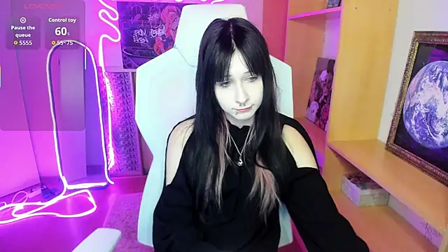 AmamiDark online show from 10-10-25, 01:04