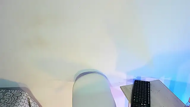 Ashley Alexa online show from 06-25-26, 05:12
