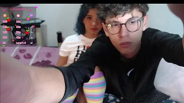 lolaxdavid online show from 11-22-25, 05:28