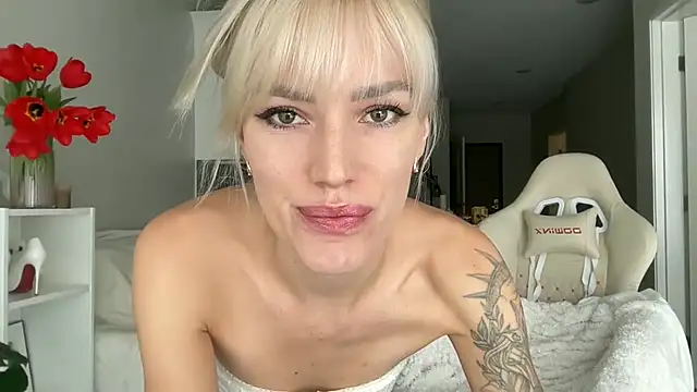 Ohbabykelly online show from 01-13-26, 06:57