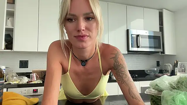 Ohbabykelly online show from 04-28-26, 10:26