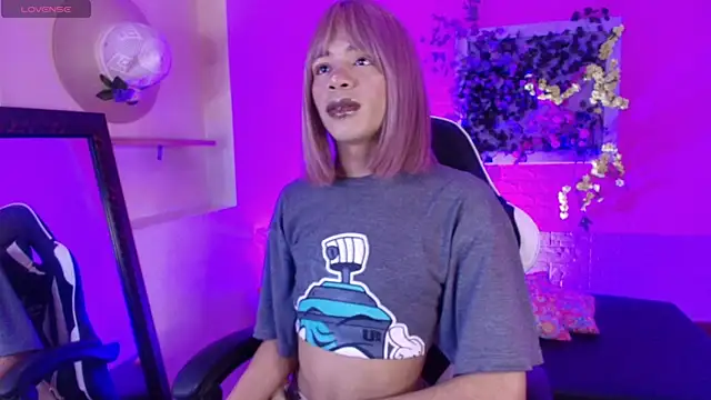 Katy bratz  online show from 11-25-25, 07:58