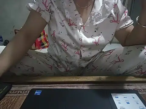 Xue weng online show from 06-07-26, 02:59