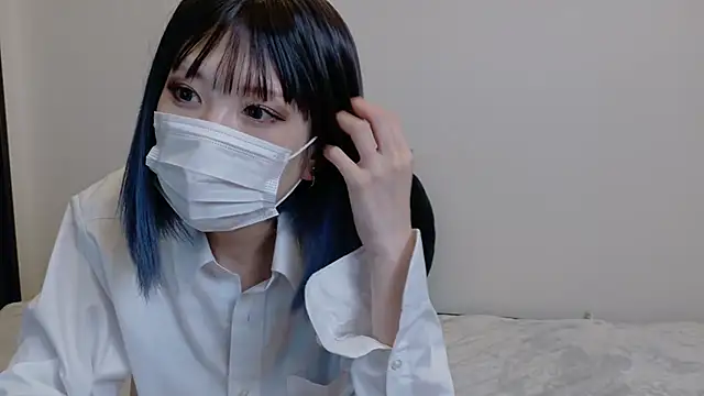 sarina at online show from 07-31-26, 09:19