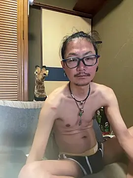 uta002418 online show from 05-31-26, 02:46