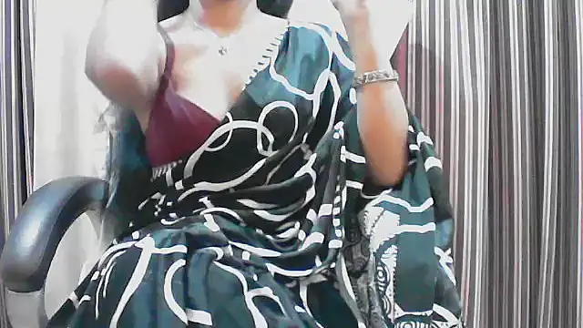 Snapshot of horny__couple_ chatting on 12-04-25, 05:10 horny couple online show from 12-04-25, 05:10