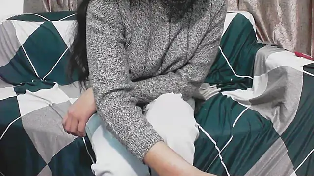 Snapshot of horny__couple_ chatting on 12-20-25, 06:37 horny couple online show from 12-20-25, 06:37