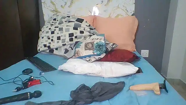 CouplesX96xx online show from 04-24-26, 12:35