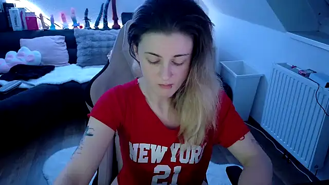Melly4You online show from 07-14-26, 09:53