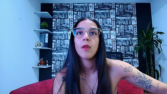 DanielaMonroe online show from 04-07-26, 08:42