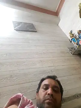 Snapshot of Hot-boy077 chatting on 11-17-25, 03:07 Hot-boy077 online show from 11-17-25, 03:07