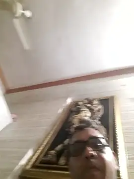 Snapshot of Hot-boy077 chatting on 01-06-26, 04:00 Hot-boy077 online show from 01-06-26, 04:00