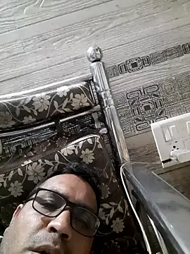 Snapshot of Hot-boy077 chatting on 01-07-26, 06:43 Hot-boy077 online show from 01-07-26, 06:43