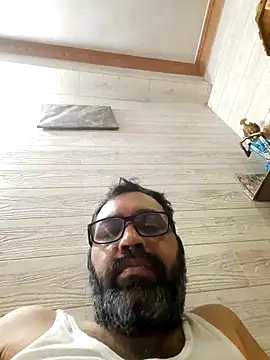 Snapshot of Hot-boy077 chatting on 02-19-26, 04:36 Hot-boy077 online show from 02-19-26, 04:36