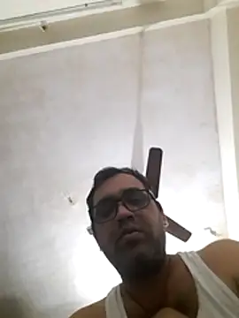 Snapshot of Hot-boy077 chatting on 02-26-26, 05:34 Hot-boy077 online show from 02-26-26, 05:34