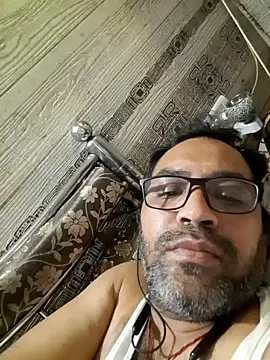 Snapshot of Hot-boy077 chatting on 03-06-26, 04:47 Hot-boy077 online show from 03-06-26, 04:47