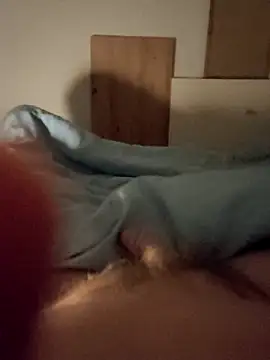 Snapshot of Tupfen chatting on 12-13-25, 11:32 Tupfen online show from 12-13-25, 11:32