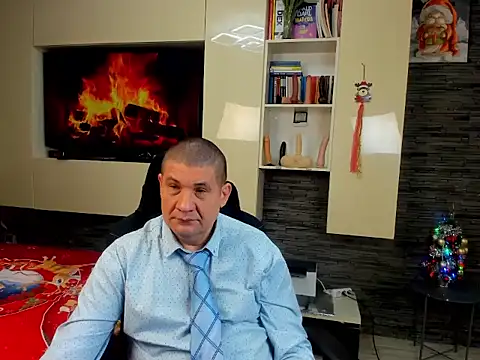 Snapshot of SpartacusDaddy48 chatting on 01-10-26, 11:23 SpartacusDaddy48 online show from 01-10-26, 11:23