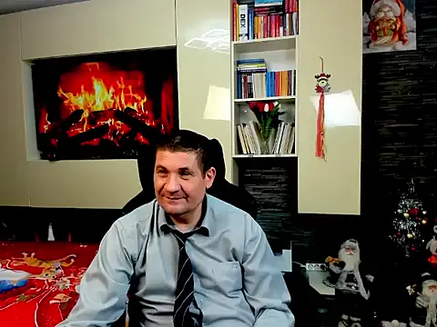 Snapshot of SpartacusDaddy48 chatting on 01-31-26, 11:03 SpartacusDaddy48 online show from 01-31-26, 11:03