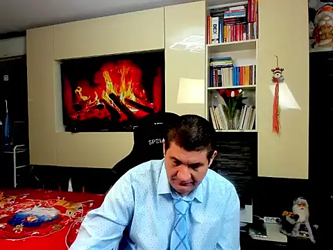 Snapshot of SpartacusDaddy48 chatting on 02-01-26, 09:46 SpartacusDaddy48 online show from 02-01-26, 09:46