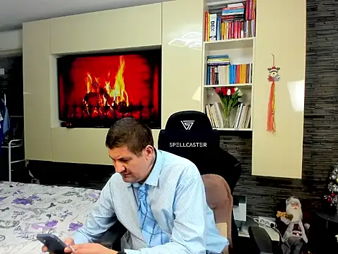 Snapshot of SpartacusDaddy48 chatting on 02-09-26, 04:00 SpartacusDaddy48 online show from 02-09-26, 04:00