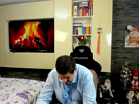 Snapshot of SpartacusDaddy48 chatting on 02-13-26, 04:36 SpartacusDaddy48 online show from 02-13-26, 04:36