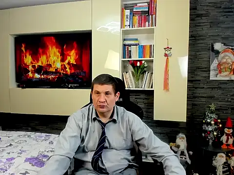 Snapshot of SpartacusDaddy48 chatting on 02-14-26, 04:42 SpartacusDaddy48 online show from 02-14-26, 04:42