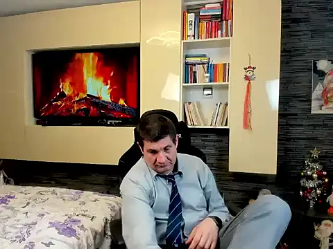 Snapshot of SpartacusDaddy48 chatting on 02-16-26, 04:08 SpartacusDaddy48 online show from 02-16-26, 04:08