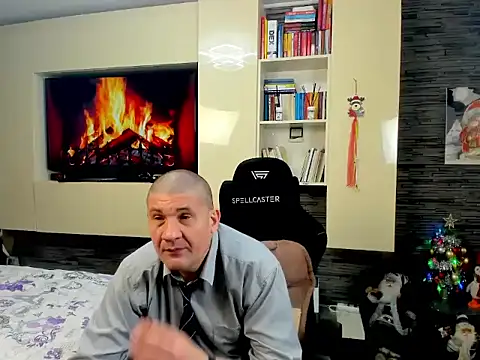 Snapshot of SpartacusDaddy48 chatting on 02-18-26, 05:25 SpartacusDaddy48 online show from 02-18-26, 05:25