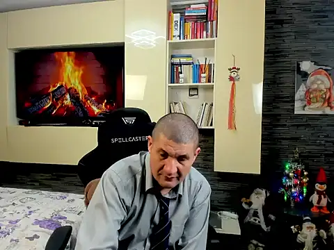 Snapshot of SpartacusDaddy48 chatting on 02-21-26, 02:51 SpartacusDaddy48 online show from 02-21-26, 02:51