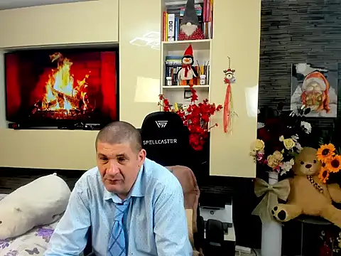 Snapshot of SpartacusDaddy48 chatting on 02-25-26, 11:03 SpartacusDaddy48 online show from 02-25-26, 11:03