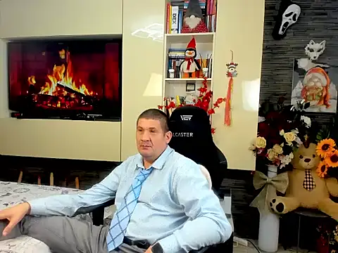 Snapshot of SpartacusDaddy48 chatting on 03-10-26, 04:50 SpartacusDaddy48 online show from 03-10-26, 04:50