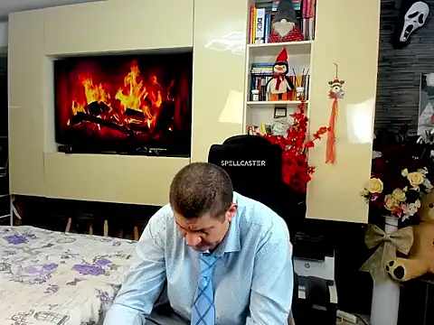 Snapshot of SpartacusDaddy48 chatting on 03-11-26, 08:48 SpartacusDaddy48 online show from 03-11-26, 08:48