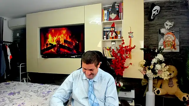 SpartacusDaddy48 online show from 03-26-26, 12:55