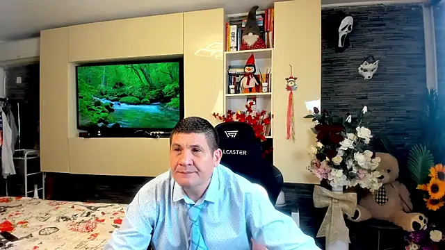 SpartacusDaddy48 online show from 04-21-26, 03:39