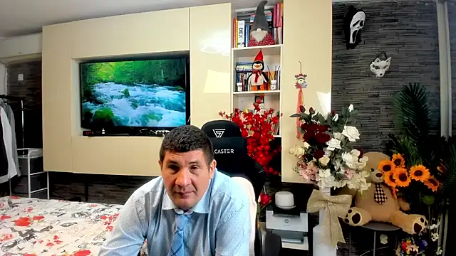 SpartacusDaddy48 online show from 04-28-26, 06:29