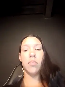 Snapshot of Gabifresa chatting on 10-21-25, 05:46 Gabifresa online show from 10-21-25, 05:46